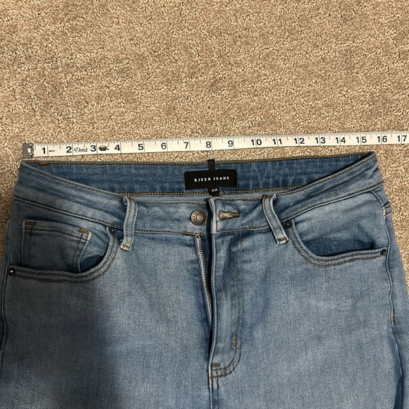 Risen jeans. Wide leg. - Picture 7 of 7